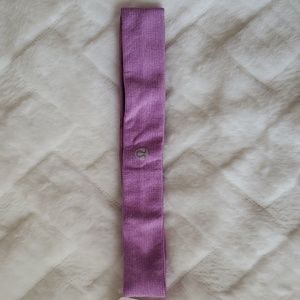 Lululemon NWT Headband Cardio Cross Trainer